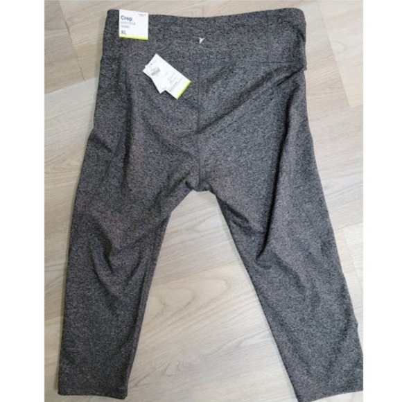 Old Navy Pants - Old Navy Size XL High-Waisted Go-Dry Crop Leggings